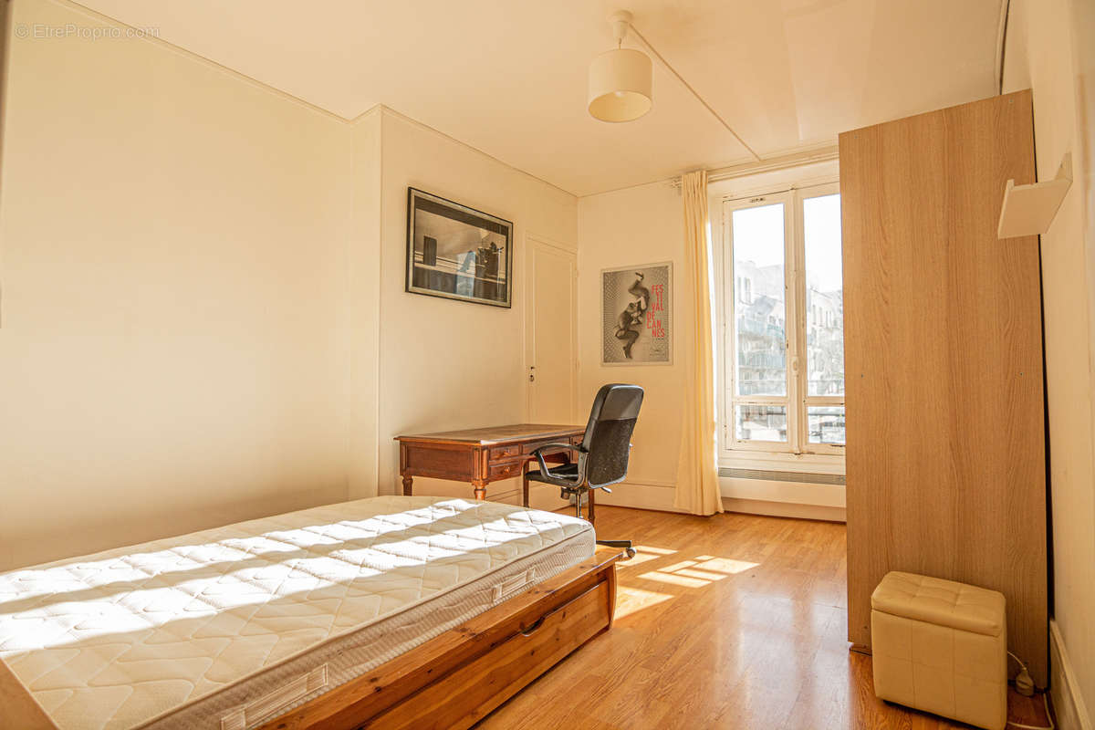 Appartement à AUBERVILLIERS