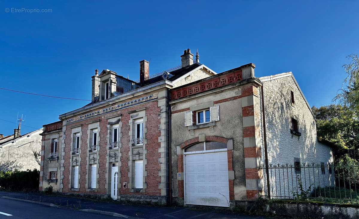 Maison à BOULIGNEY