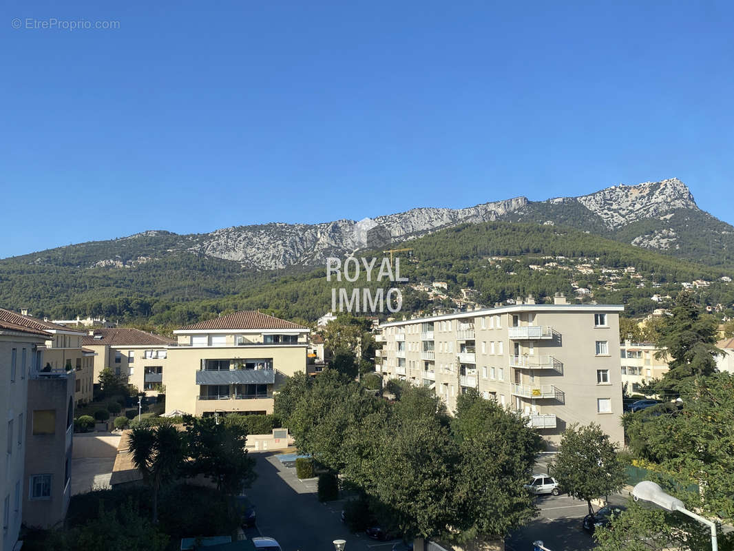 Appartement à LA VALETTE-DU-VAR