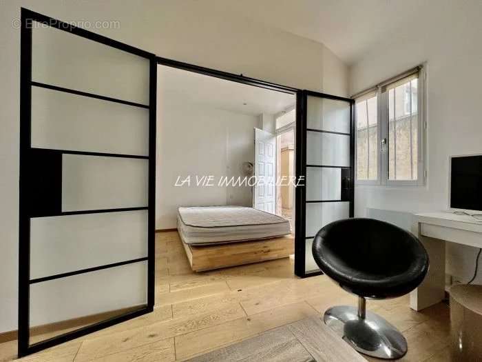 Appartement à PARIS-19E