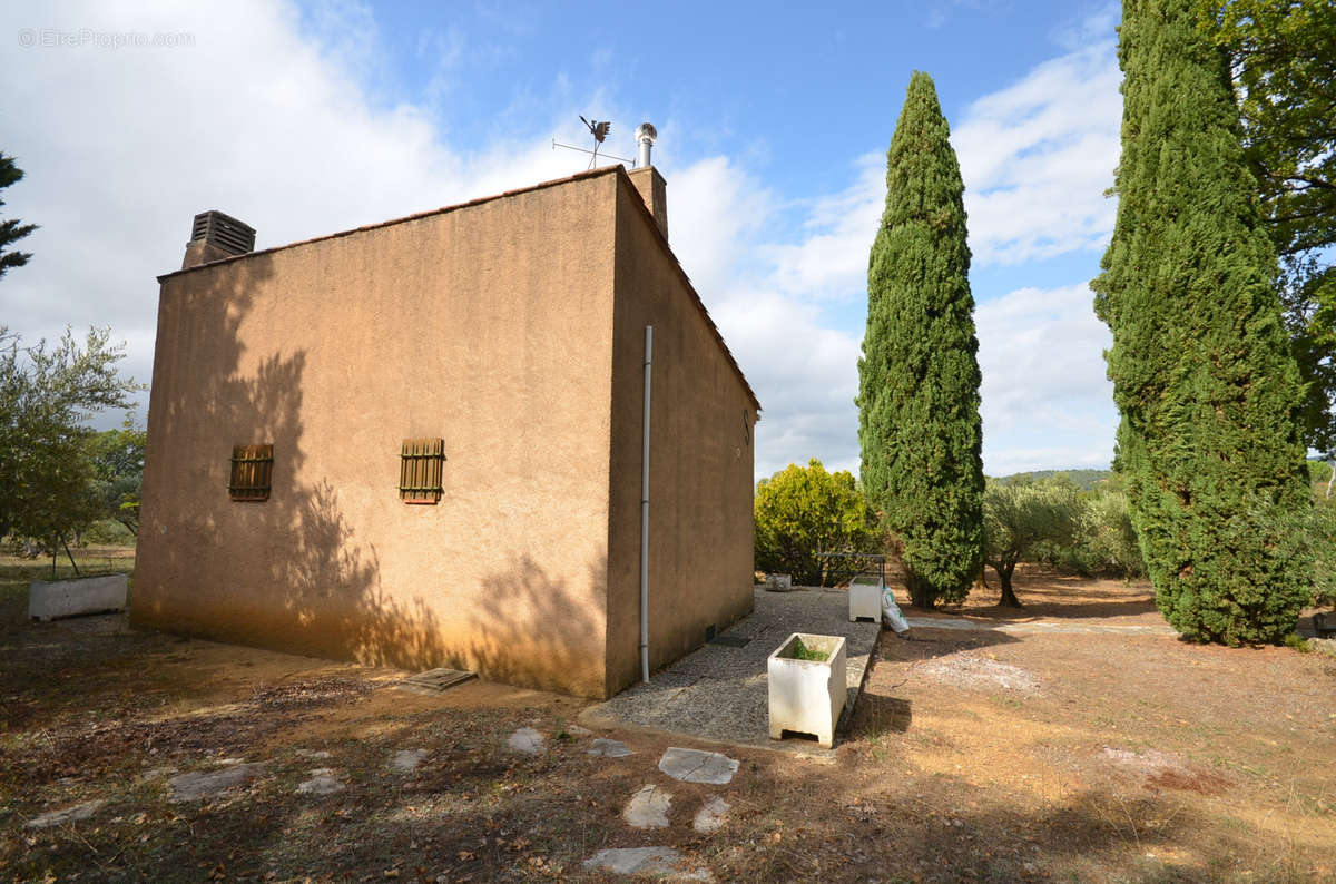 Maison à AUPS