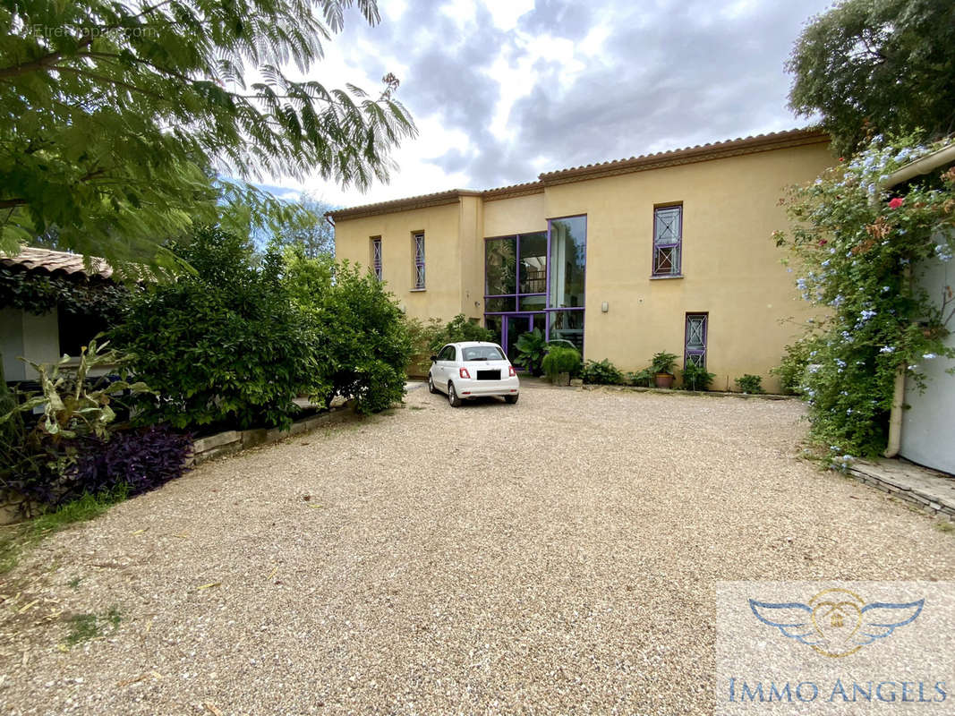 Maison à NIMES