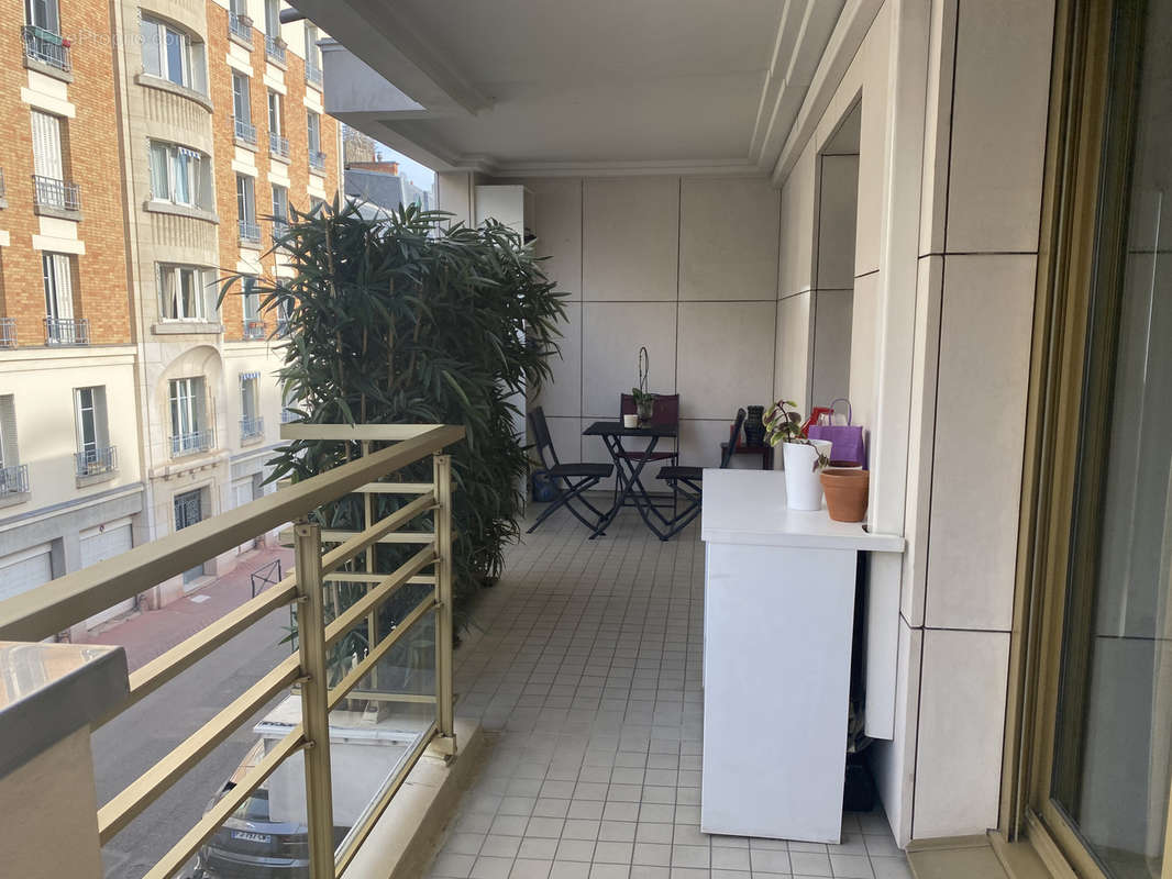 Appartement à LEVALLOIS-PERRET