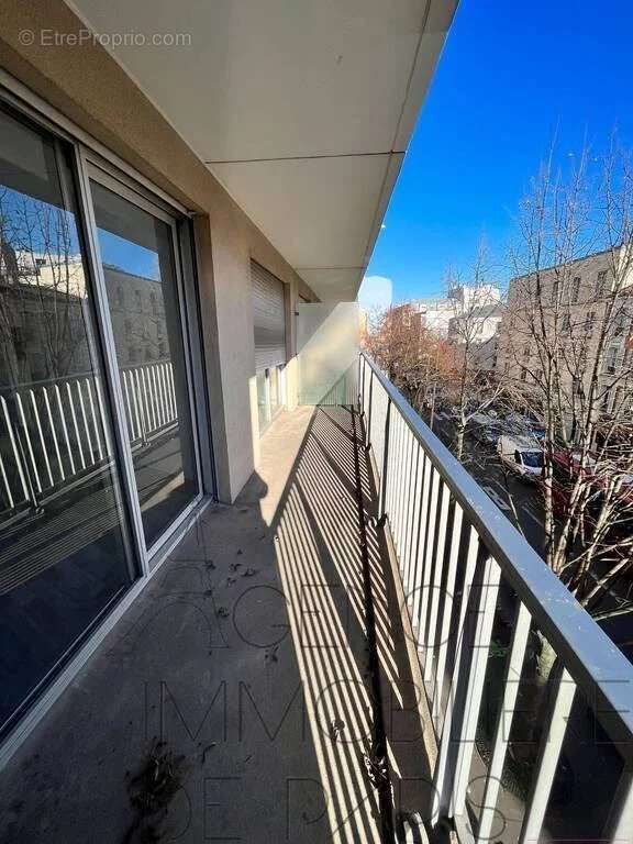 Appartement à PARIS-15E