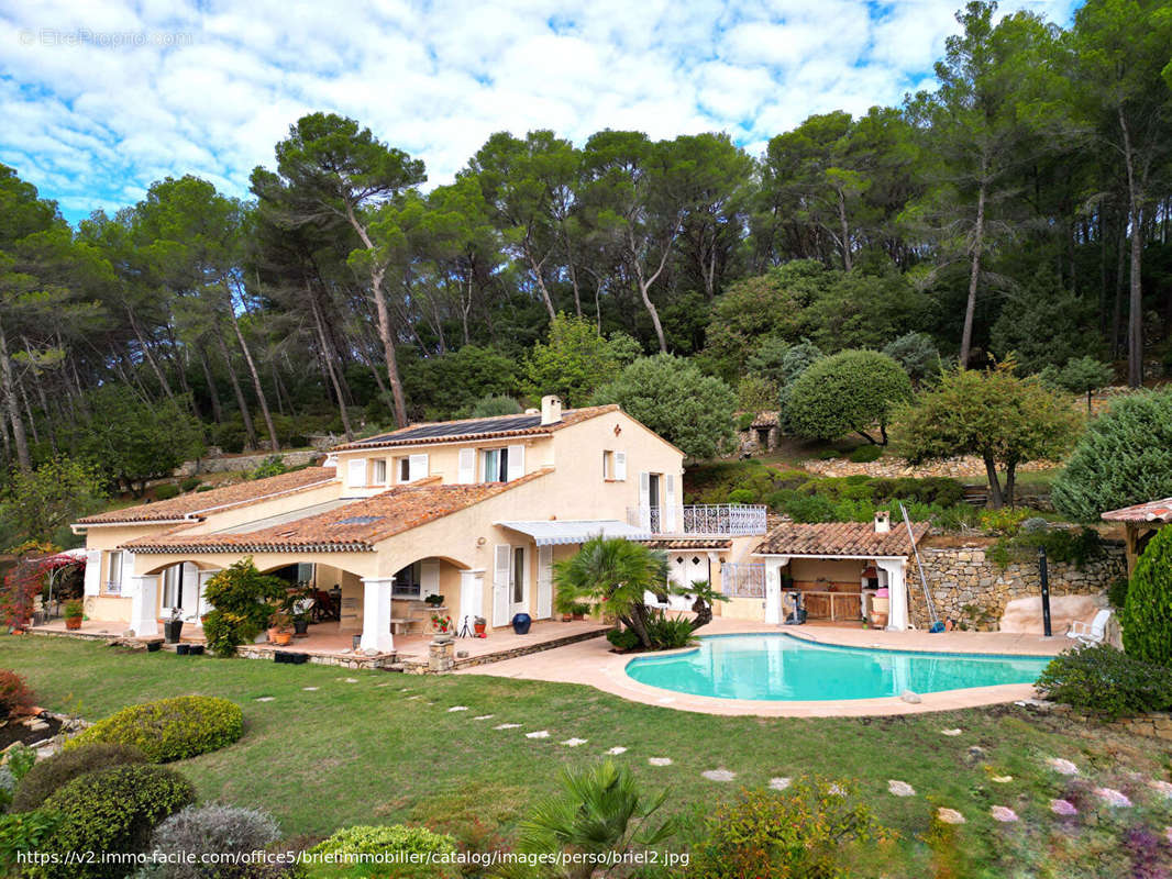 Maison à LORGUES