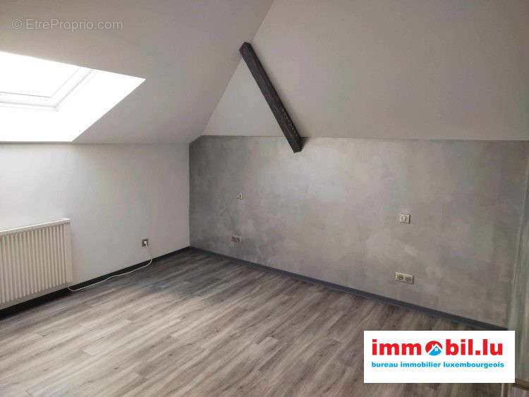 Chambre enfant - Appartement à VOLMERANGE-LES-MINES