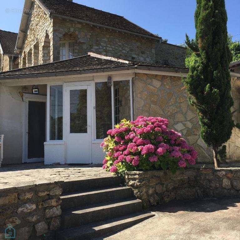 Maison à BOISSISE-LE-ROI