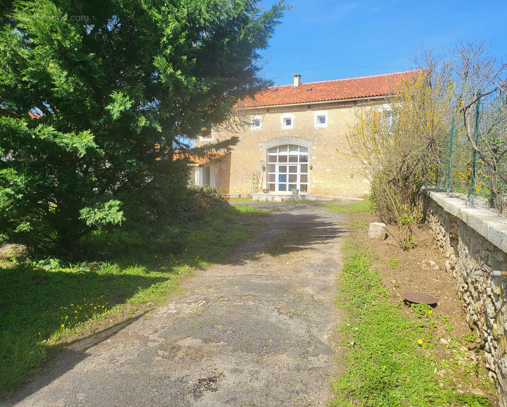 Maison à ANGOULEME