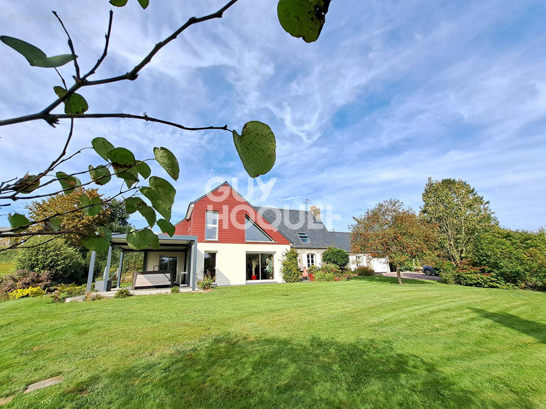 Maison à LE BENY-BOCAGE