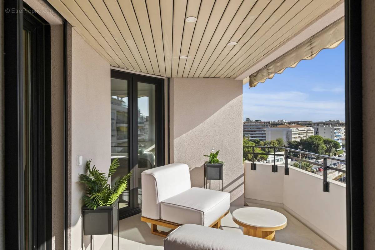 Appartement à CANNES