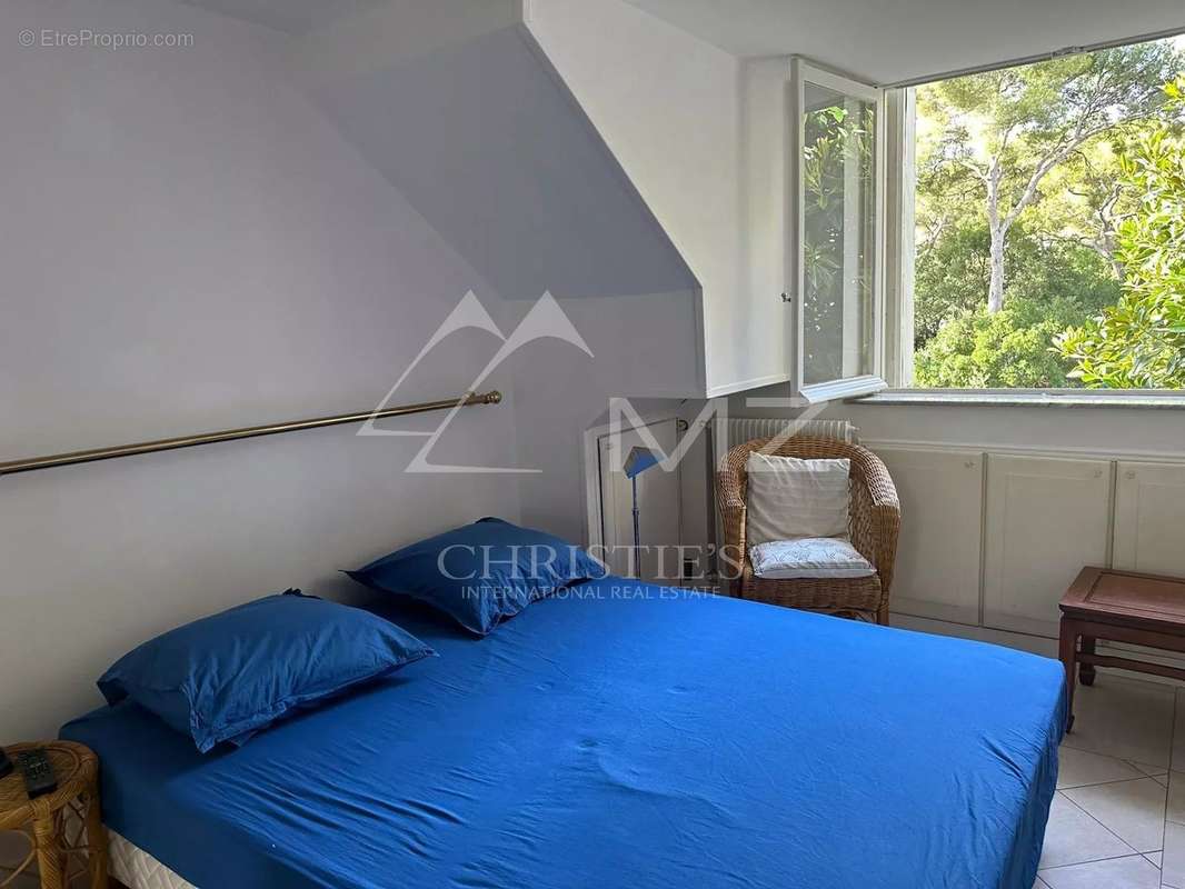 Appartement à ROQUEBRUNE-CAP-MARTIN