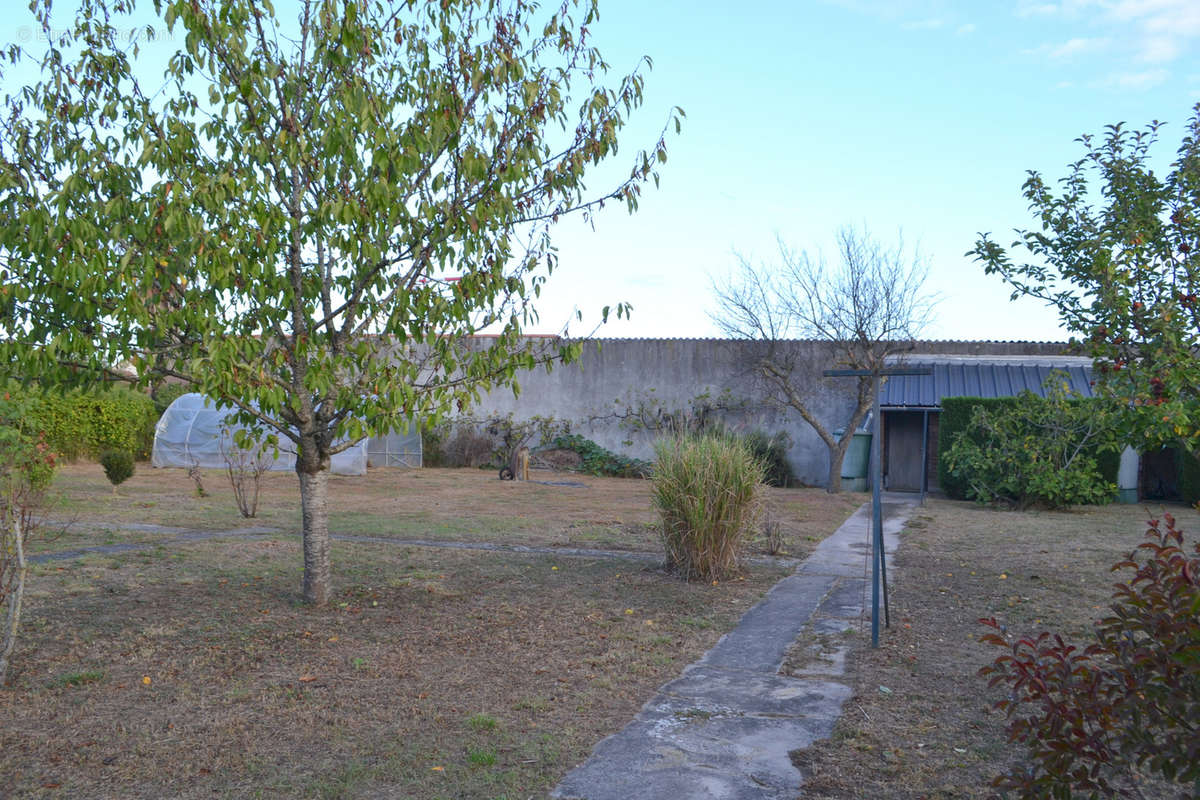 Maison à CHATELLERAULT