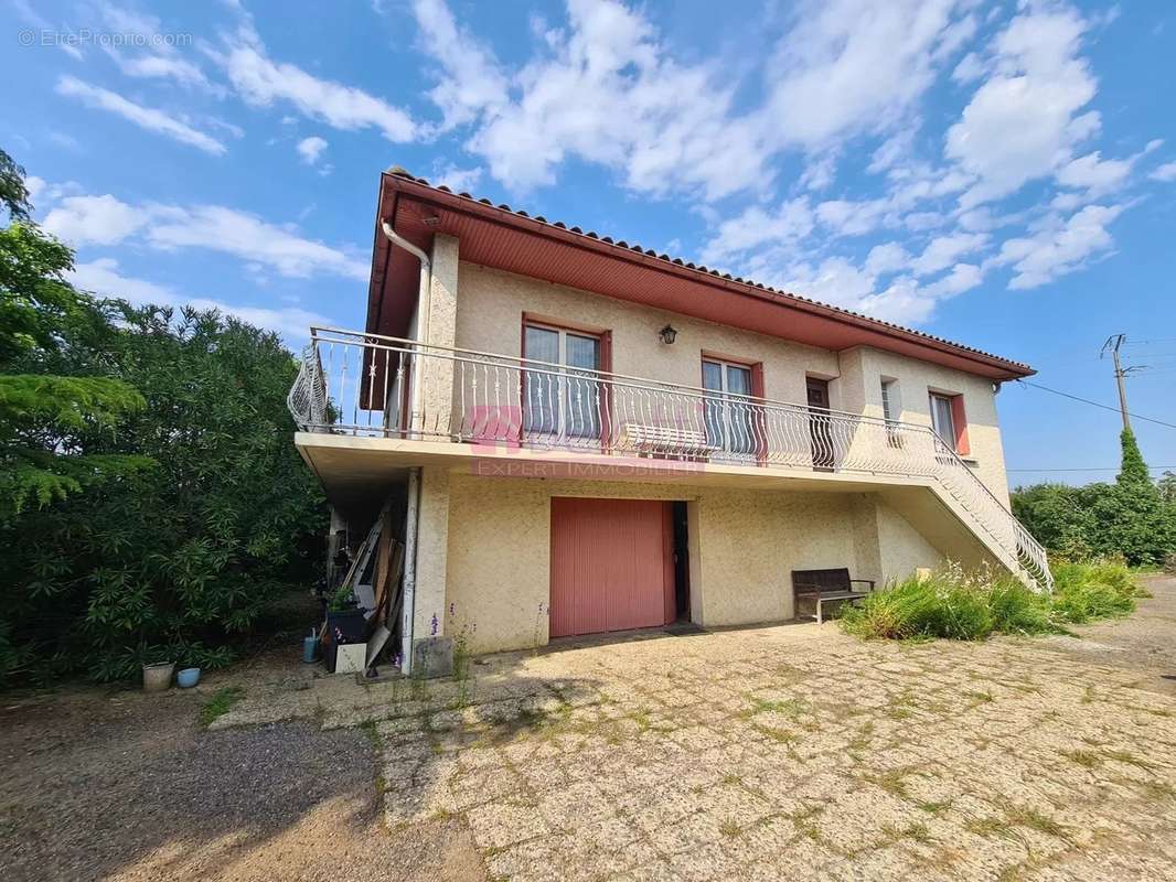 Maison à LABARTHE-SUR-LEZE