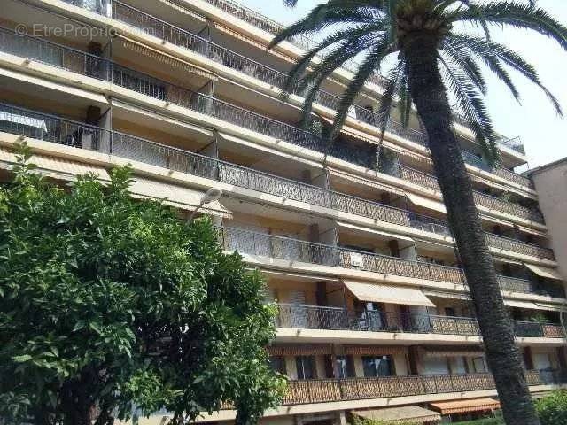 Appartement à MENTON