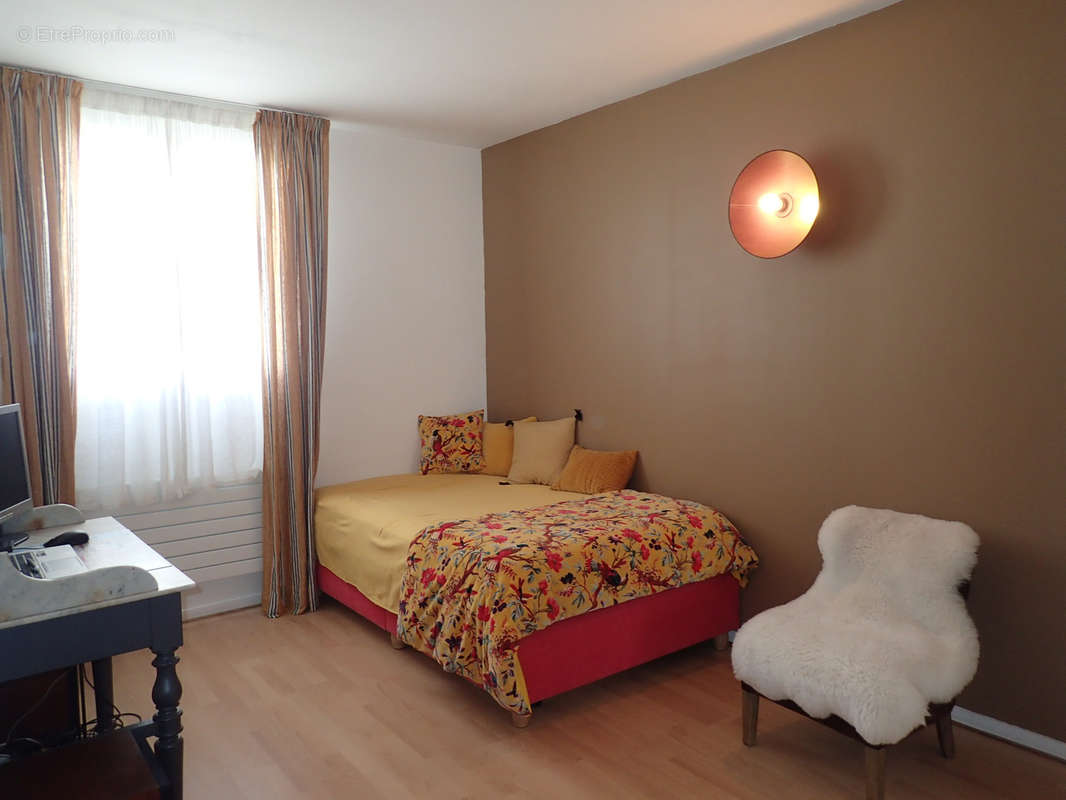 Appartement à GENNEVILLIERS