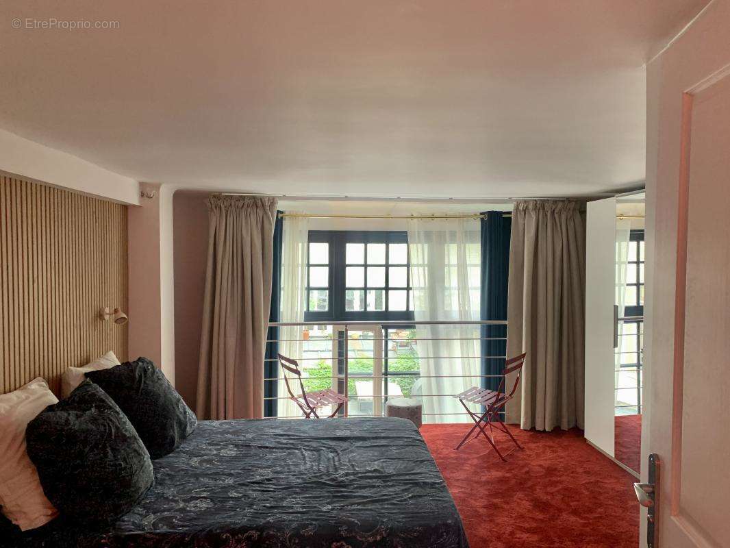 Appartement à PARIS-6E