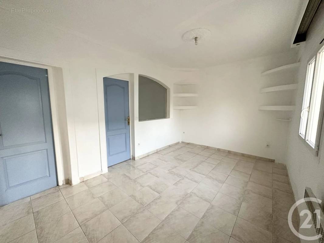 Appartement à GOUSSAINVILLE