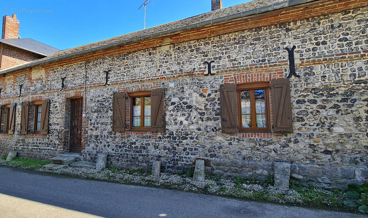 Maison à SOTTEVILLE-SUR-MER