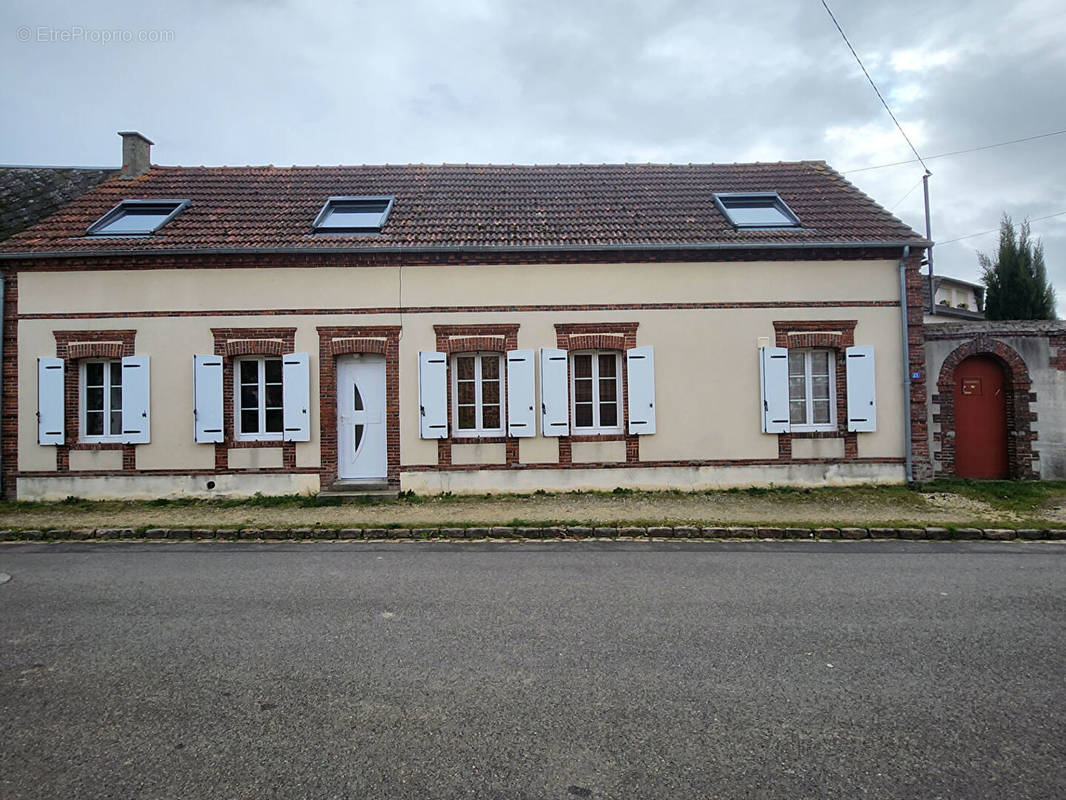 Maison à CHARTRES