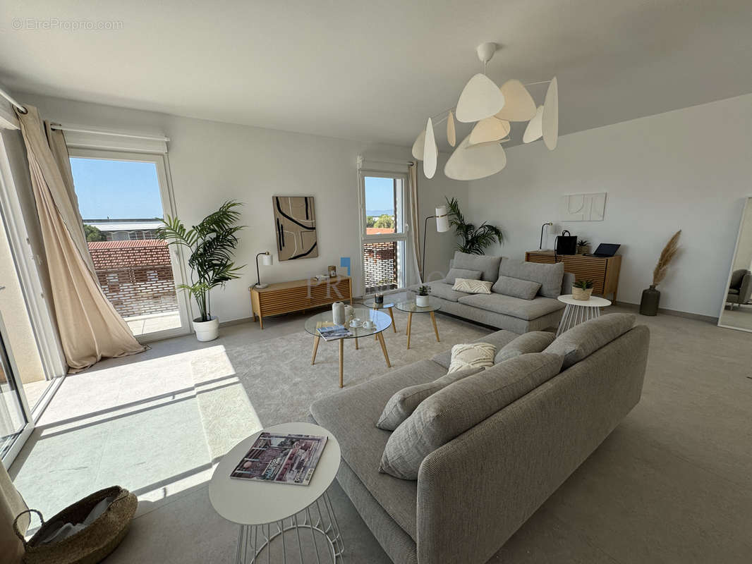 Appartement à FREJUS