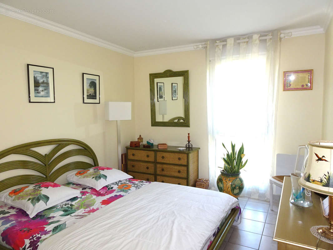 Appartement à HYERES