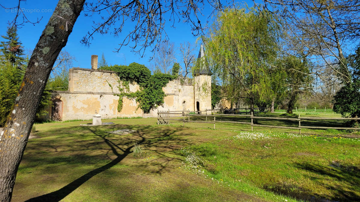 Maison à SAINT-ANDRE-DE-CUBZAC