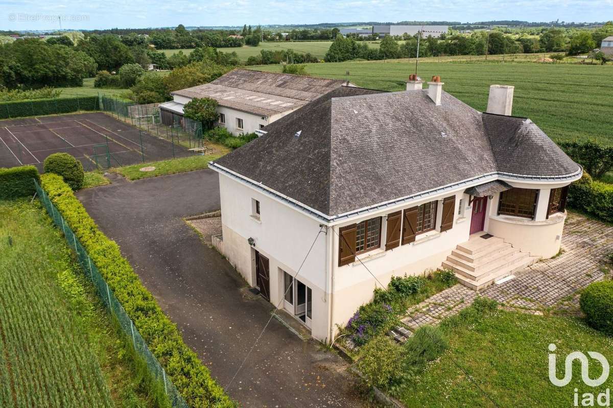 Photo 2 - Maison à SAINT-FLORENT-LE-VIEIL