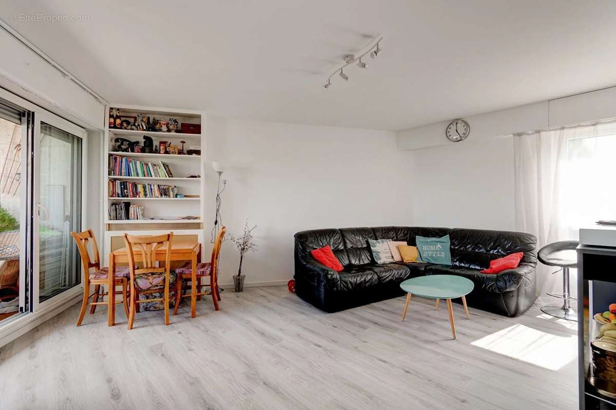 Appartement à RUEIL-MALMAISON