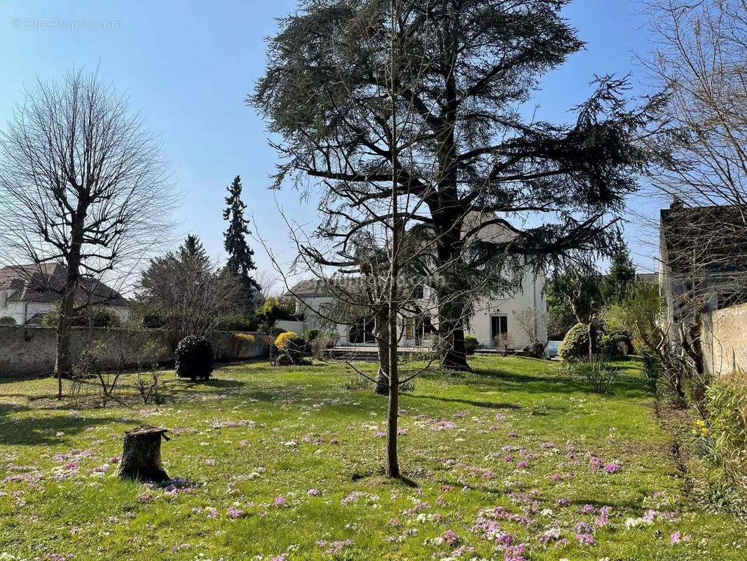 Maison à SOISY-SUR-SEINE