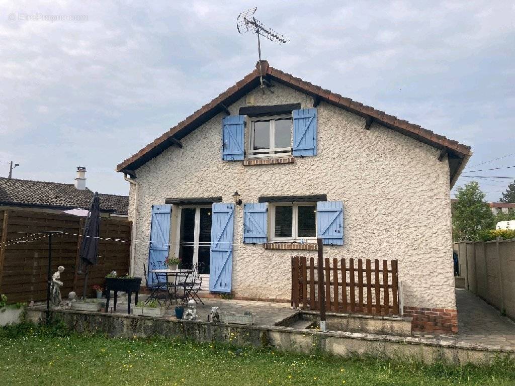 Maison à TREMBLAY-EN-FRANCE