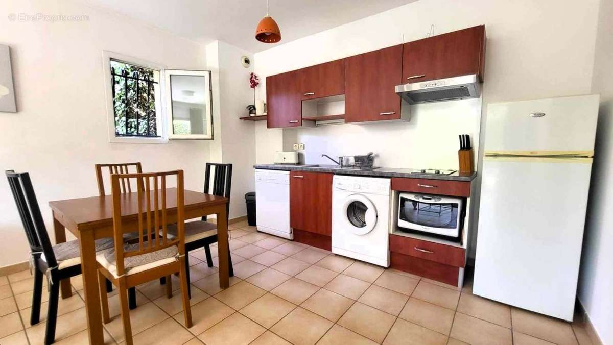 Appartement à L&#039;ISLE-SUR-LA-SORGUE