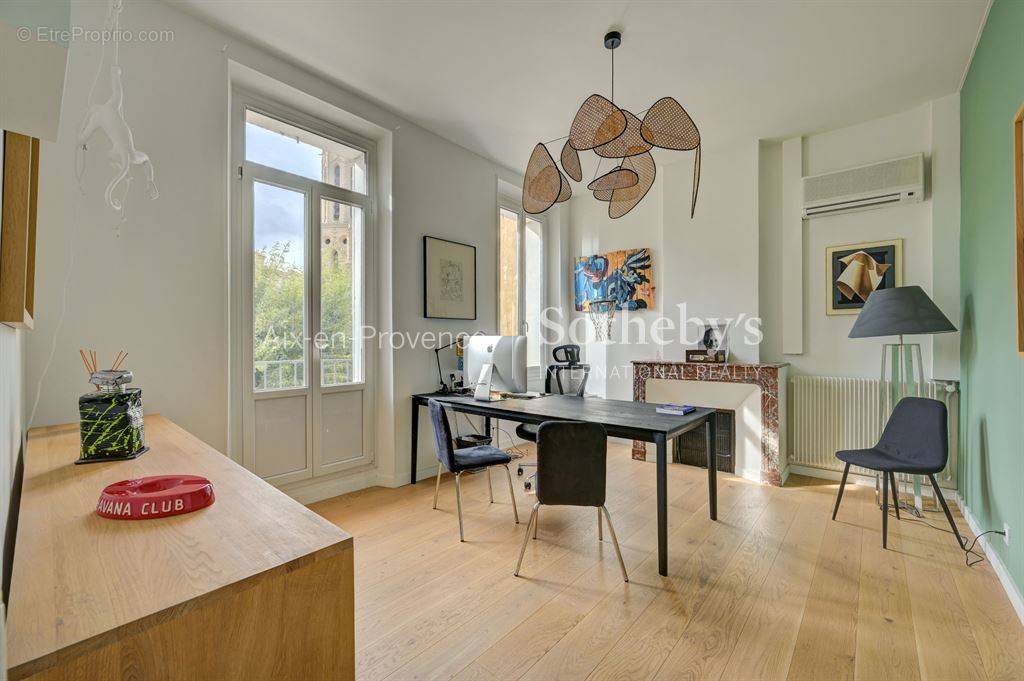 Appartement à AIX-EN-PROVENCE