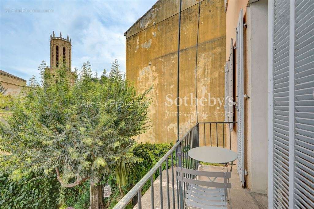 Appartement à AIX-EN-PROVENCE