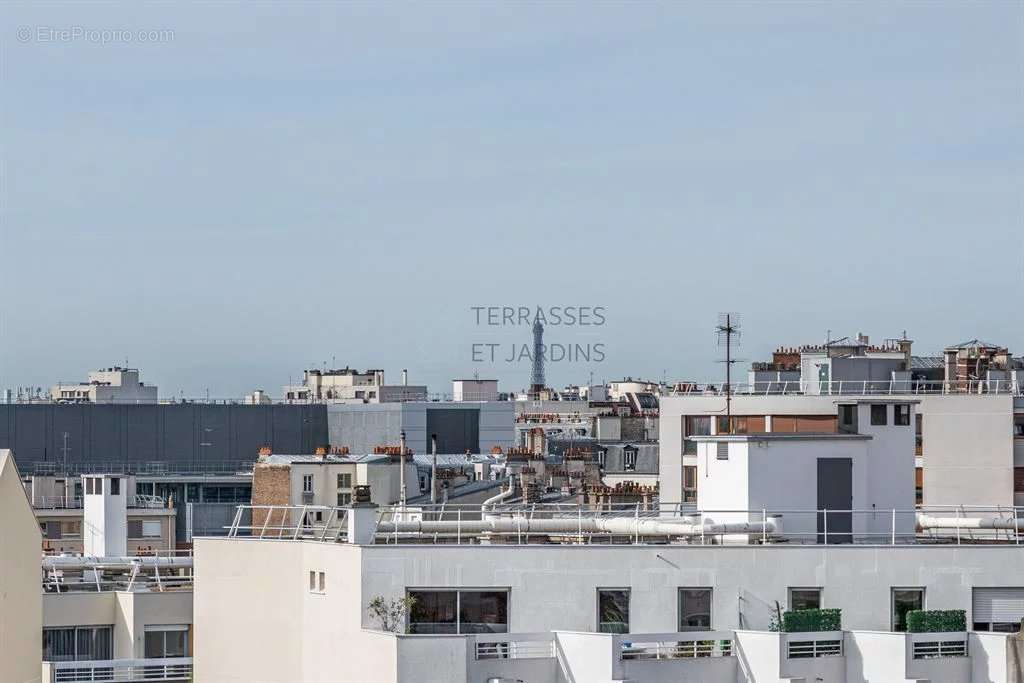 Appartement à PARIS-20E