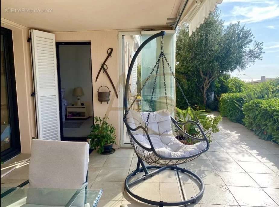 Appartement à VILLENEUVE-LOUBET