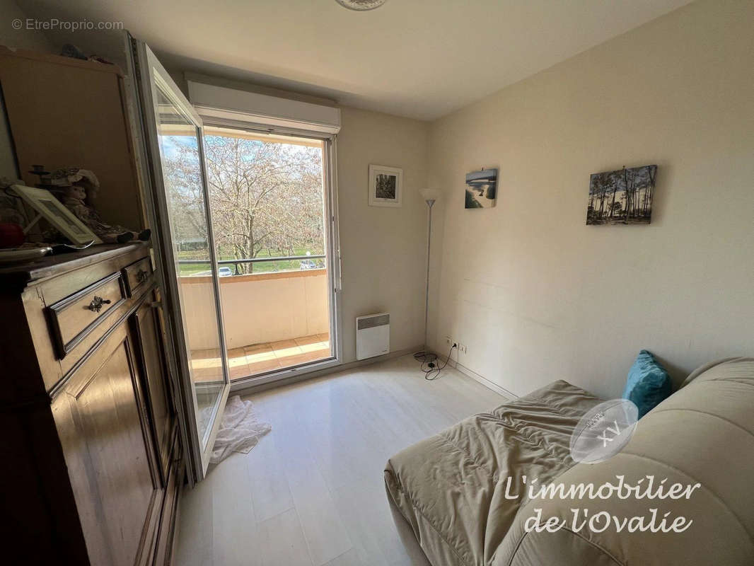 Appartement à SAINTRY-SUR-SEINE