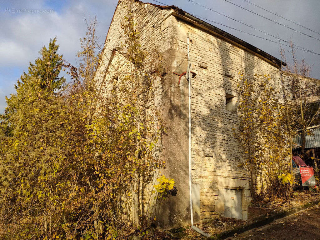 Maison à VIVIERS