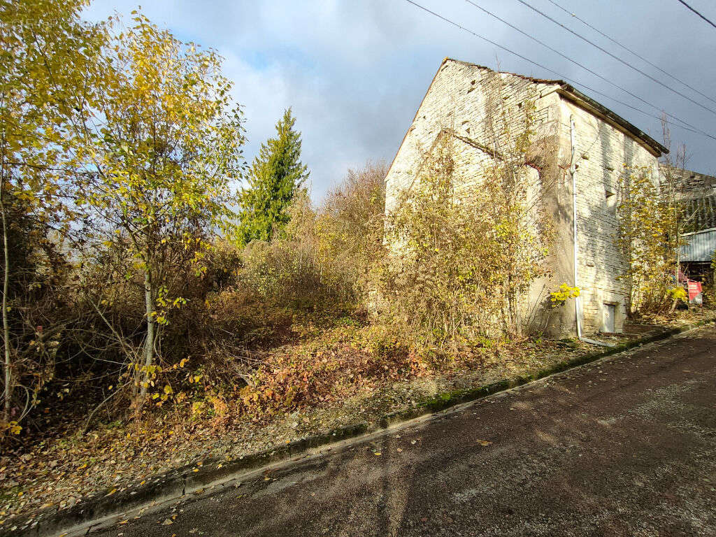 Maison à VIVIERS