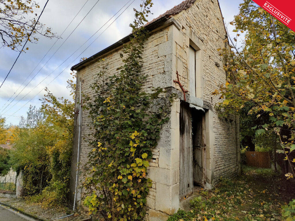 Maison à VIVIERS