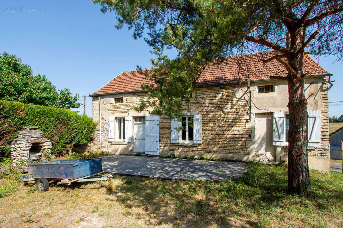 Maison à ETIVEY