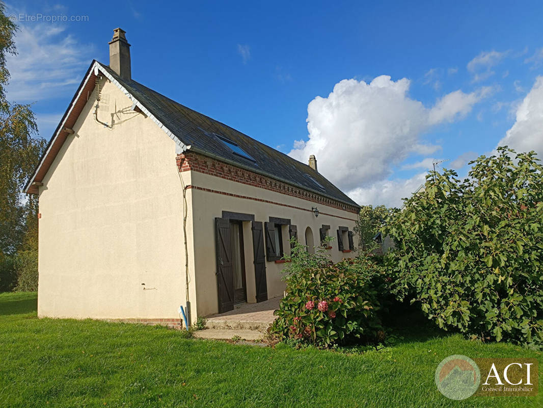 Maison à ETREPAGNY