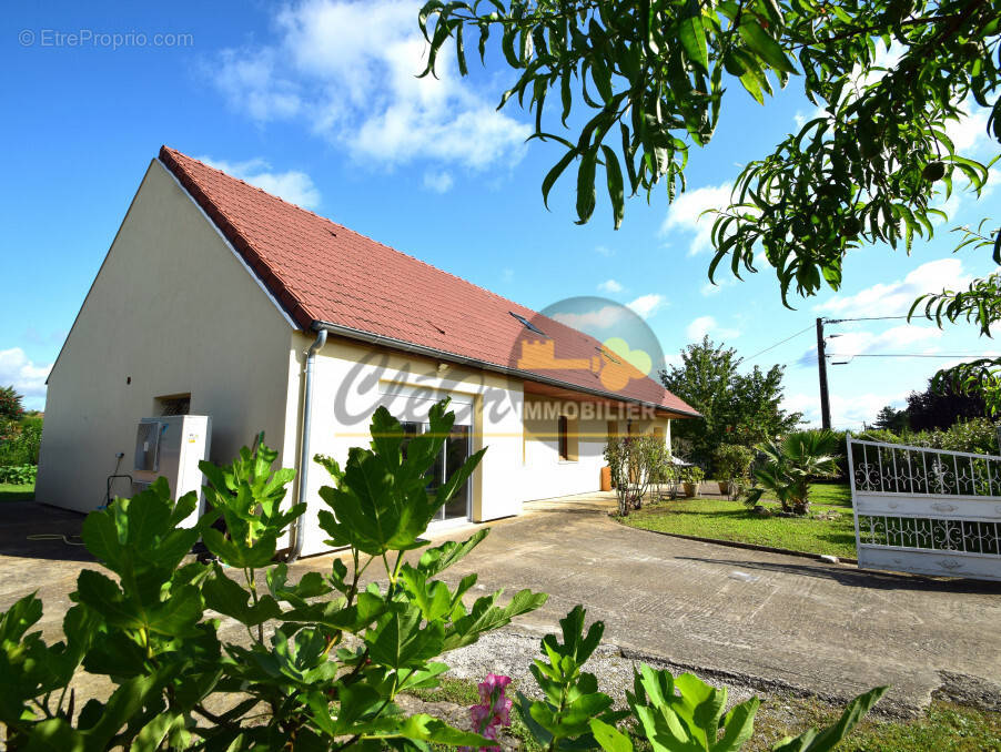 Maison à FARGES-LES-CHALON