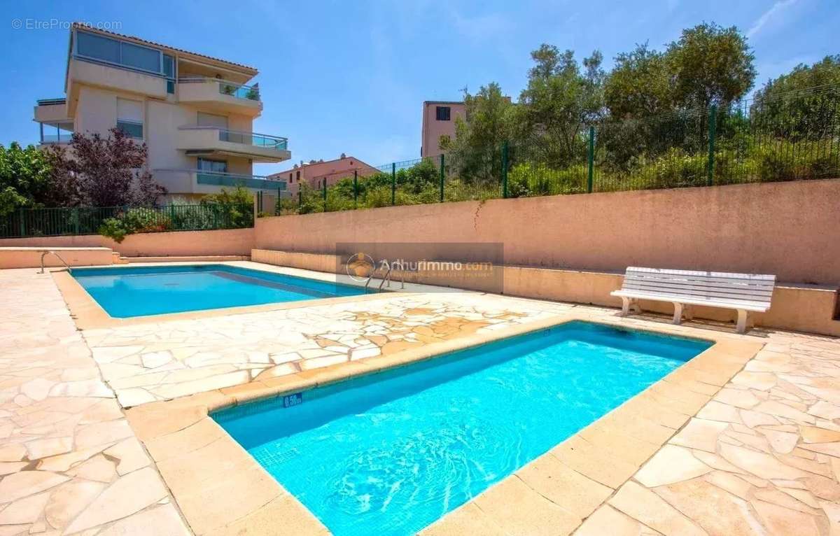 Appartement à FREJUS