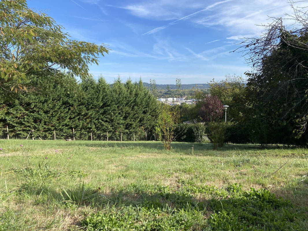 Terrain à BOULAZAC