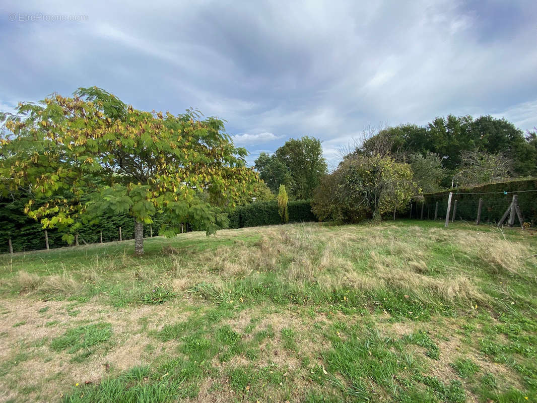 Terrain à BOULAZAC