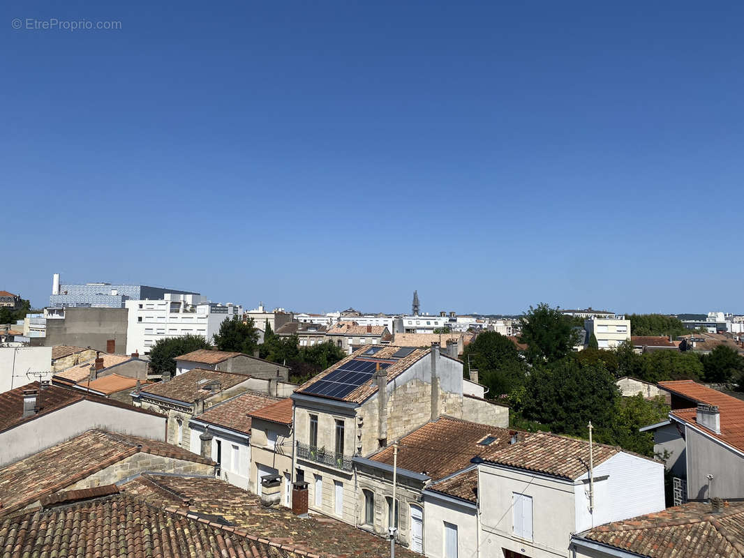 Appartement à BORDEAUX