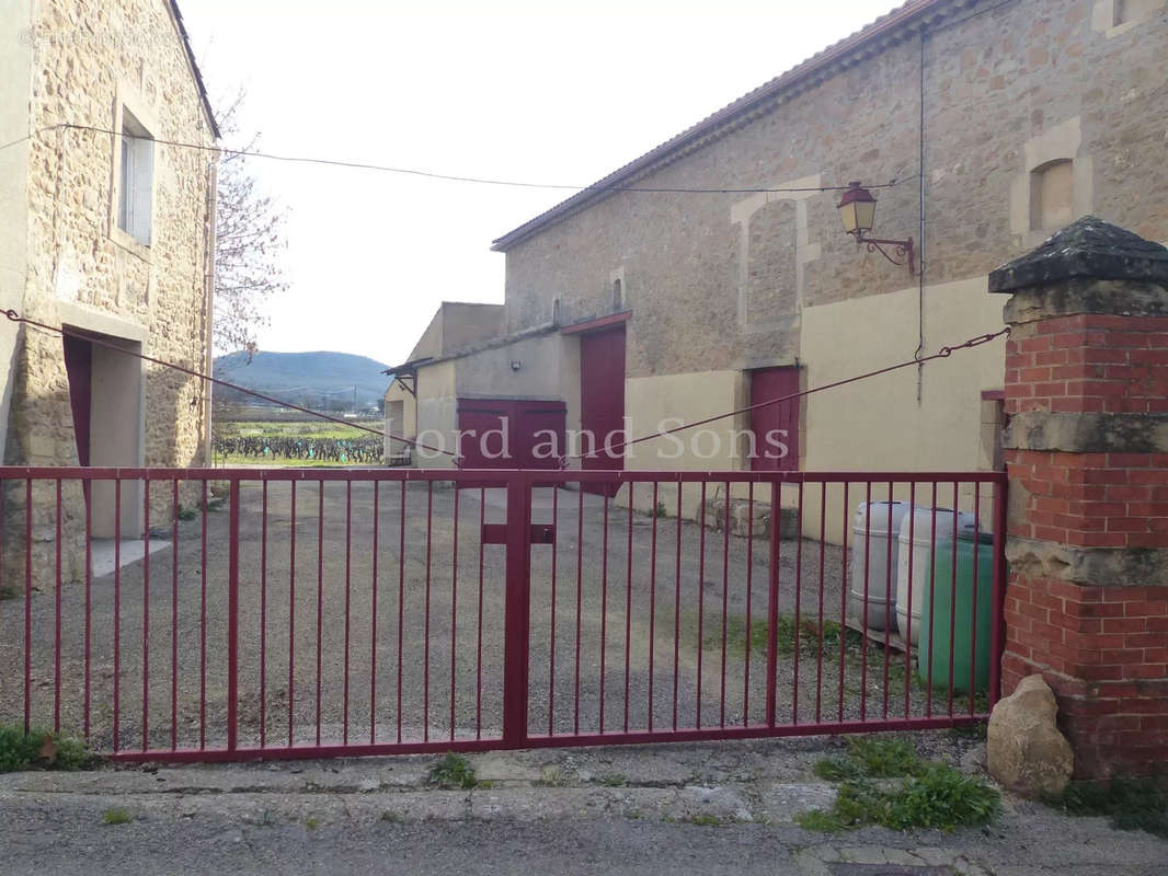 Maison à BAGNOLS-SUR-CEZE