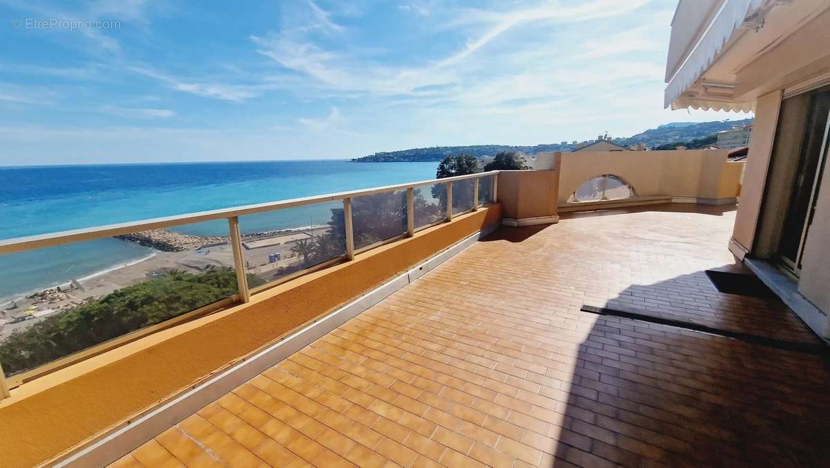 Appartement à MENTON