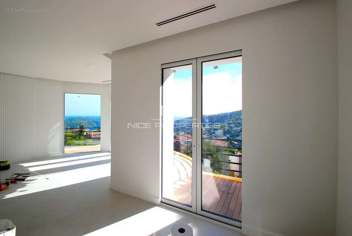 Appartement à VILLEFRANCHE-SUR-MER