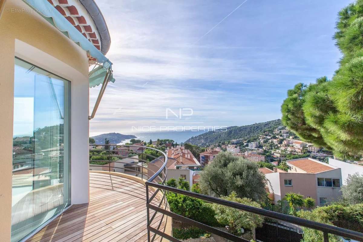 Appartement à VILLEFRANCHE-SUR-MER